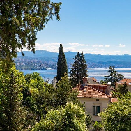 Summer Breeze Apartment With A Pool Opatija Extérieur photo
