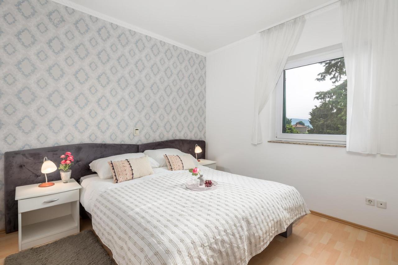Summer Breeze Apartment With A Pool Opatija Extérieur photo