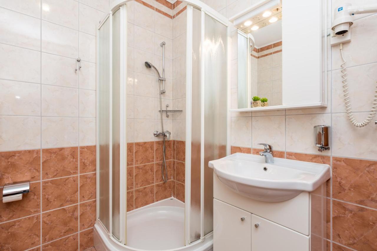Summer Breeze Apartment With A Pool Opatija Extérieur photo