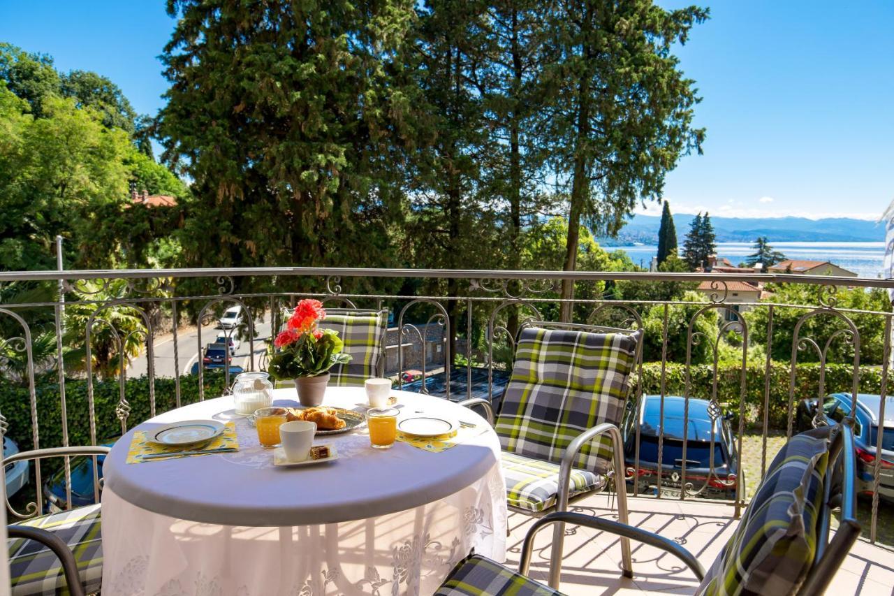 Summer Breeze Apartment With A Pool Opatija Extérieur photo